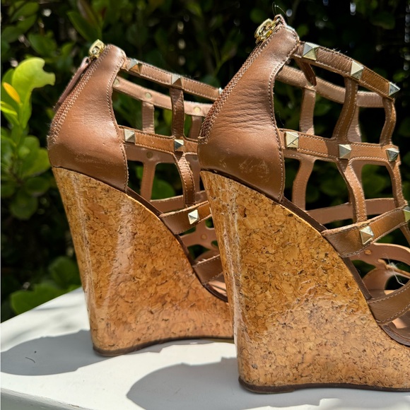 Valentino Garavani Wedges